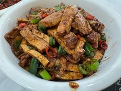 -谭姐湘菜馆(浦东大道店)