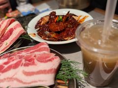 -草家酱蟹炭火烤肉店(珲春南路一店)