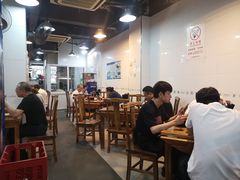 大堂-春和面馆(常德路店)