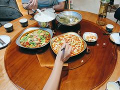 -三叔特色自贡菜(中海国际店)