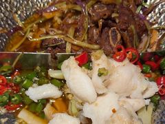 -小鱼小牛·鱼牛干锅·脆鱼火锅(世欧广场店)