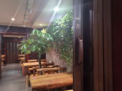 -万记麻辣烫国展总店