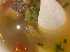 番茄土豆排骨汤-牧羊餐厅