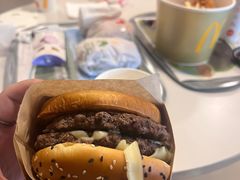 -麦当劳(丽江玉河广场店)