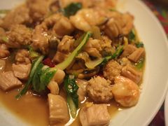 鲜味独圆-闯关东东北农家菜(崂山石老人店)