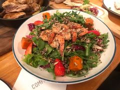 亚麻籽藜麦大虾沙拉-COMMUNE幻师(五角场店)