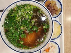 -陇兴楼兰州拉面(西安咸阳国际机场店)