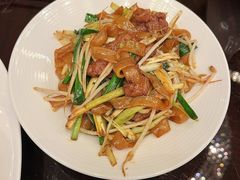 干炒牛河-皇冠假日酒店-御皇轩中餐厅