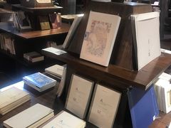 -良友书坊(安徽路店)