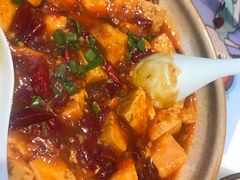 -辣小妮de川菜馆(红旗Mall店)