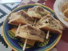 -Rabbit Cafe私房西餐甜点咖啡(栖霞路店)