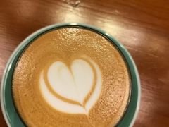 -Be Lived Cafe比例咖啡(摩天轮店)