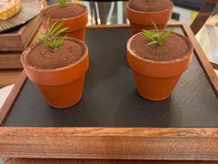 -亮马河饭店翠雅咖啡厅