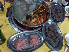 -五洞培记山庄·鲜牛肉火锅