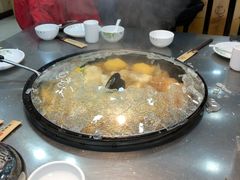 -屯老二农家铁锅炖·行业领军者(梅江店)