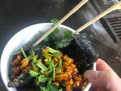 -黑色经典臭豆腐·湖南特产(步行街店)