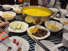 -九锅一堂酸菜鱼(新南凯德直营店)