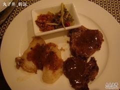 牛排+烤鱼片-上海金陵紫金山大酒店·汇海餐厅