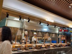 -金马门国际美食百汇(珞喻路店)