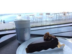 -Cafe Aewol Monsant