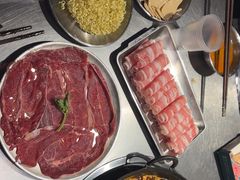 -鹿鸣山草本茶香火锅(园西路店)