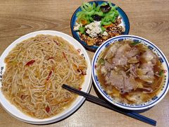 鱼香肉丝-直隶安家牛肉罩饼(建华店)