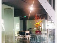 -穹六人间 people 6(岳阳路店)