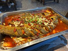 -老街烧烤大排档·地道湖北菜·龙虾馆(汉口火车站店)