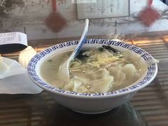 -笑来喜馄饨小笼工坊店(湖滨街店)