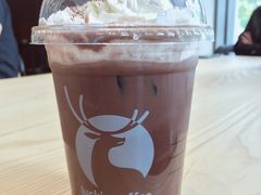 摩卡-瑞幸咖啡(艺树家工场店)