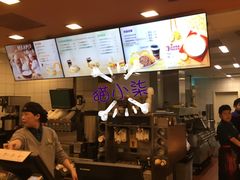 -麦当劳(中山公园龙之梦店)