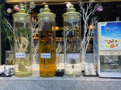 -川骄海鲜自助(王府井奥莱UP TOWN店原世界之花店)