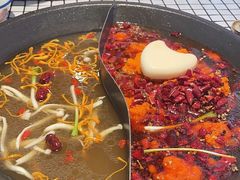 -八一路好吃街(雨田商务大厦店)