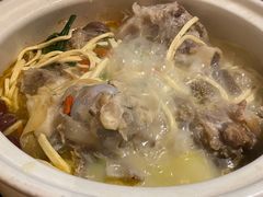 筒骨煲汤-遇见 ·砂师弟与二师兄