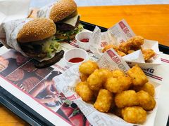 -The Habit Burger Grill 哈比特汉堡(复兴soho店)