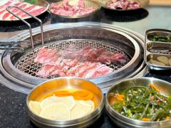 -韩烧牛中牛·甄选黑牛烤肉(黑金店)
