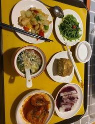 -月之旅·尊 高端月子会所(科馨别墅一店)