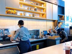 -瑞幸咖啡(三里屯SOHO-6号楼店)