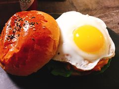 芝士汉堡-HIGH FIVE哈福手工汉堡(桂林路店)