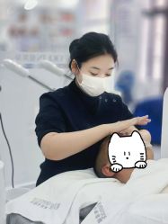 -靓芙泉专研痘痘肌