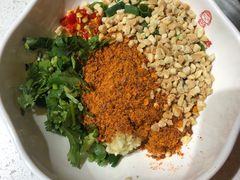 秘制油碟-牛华八婆麻辣烫(龙湖U城店)