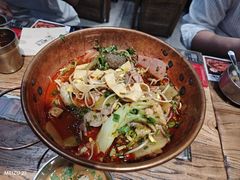 -成都你六姐·牛肉冒菜(上海环宇荟店)