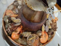 -一口猪海鲜浑锅·东北家常菜