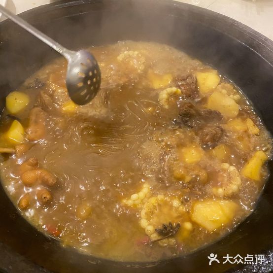 汤家老院木火铁锅炖(万年里店)