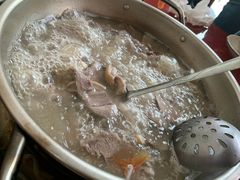 -老石黑山羊毛驴肉火锅(金凯广场店)
