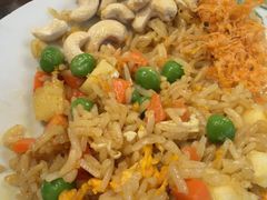 泰式菠萝炒饭-婉泰·特色小吃·舂鸡脚(告庄二店)