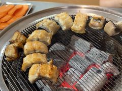 -围炉肉舍•炭烤活鳗•丹东海鲜烤肉(步行街店)