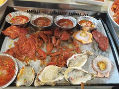 -爱客得牛排海鲜烤肉·火锅自助(春熙路黑金好店)