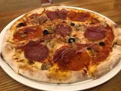 -城市大道红炉披萨烘焙坊