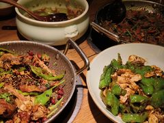 -吃饭皇帝大土家民族菜(正大广场店)